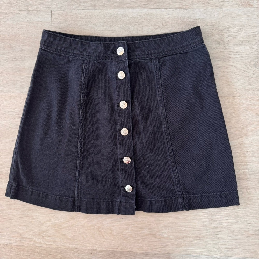 H&M Women's Divided Black Button Front Mini Skirt Size 4 Y2K 90s